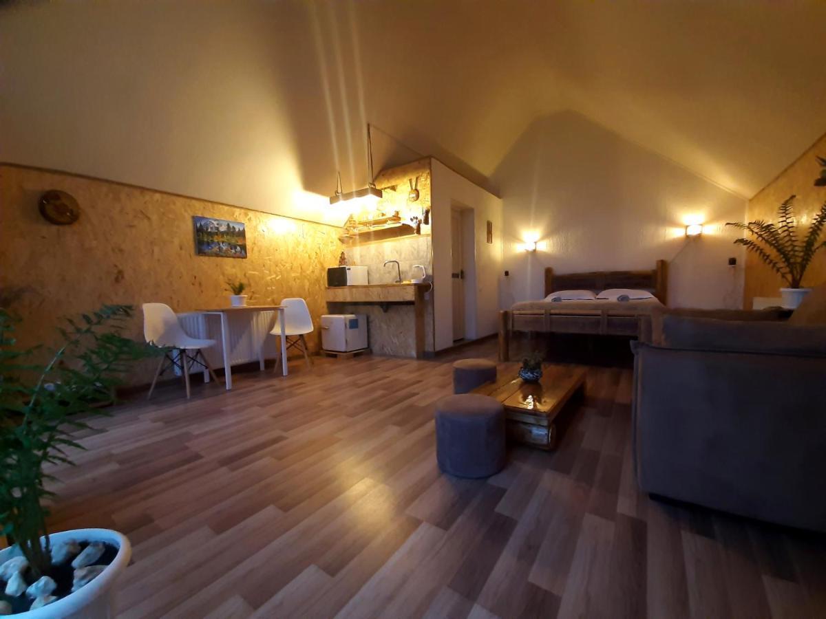 Kazbegi Cottages Qabarjina ภายนอก รูปภาพ
