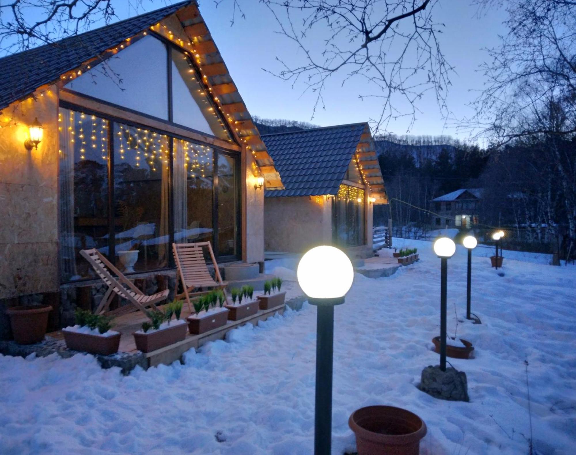 Kazbegi Cottages Qabarjina ภายนอก รูปภาพ